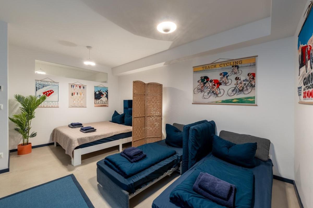 Modern Flat In Kreuzberg 2 Bath